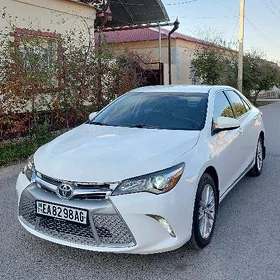 Toyota Camry 2017