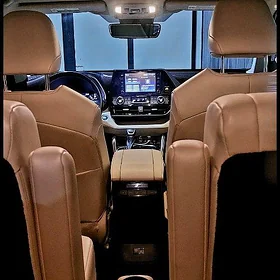 Toyota Highlander 2021