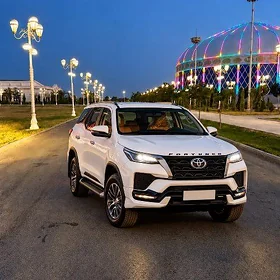 Toyota Fortuner 2026