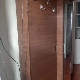 Прихожая 2шт
