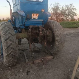 MTZ T-28 2003