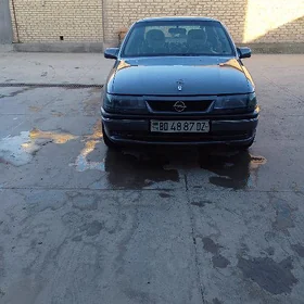 Opel Vectra 1989