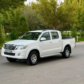 Toyota Hilux 2012