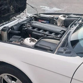 BMW 525 1989