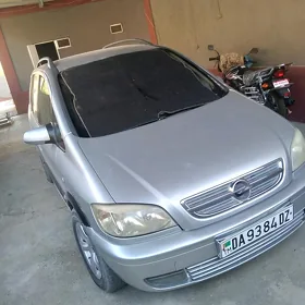 Opel Zafira 2004