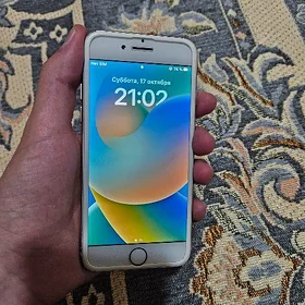 iPhone 8