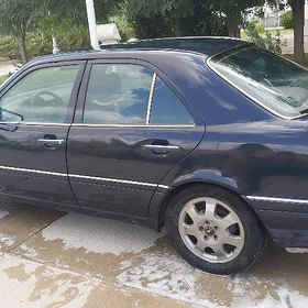 Mercedes-Benz C-Class 1994
