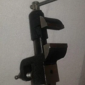 Tisgi. Ýuwelirniý  işler  üçün