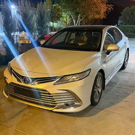 Toyota Camry 2022