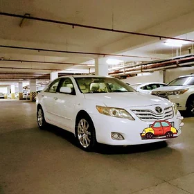 Toyota Camry 2011