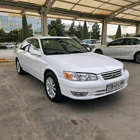 Toyota Camry 2000