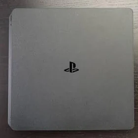 PS4 Slim