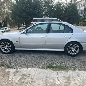BMW E39 2000