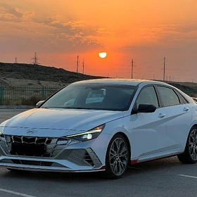 Hyundai Elantra 2023