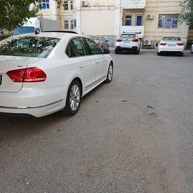 Volkswagen Passat 2012