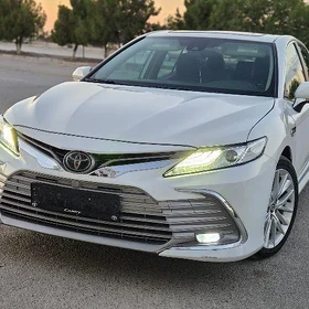 Toyota Camry 2020