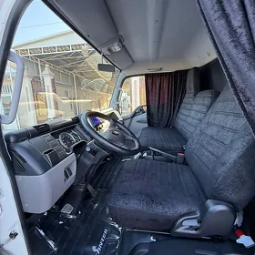 Mitsubishi Fuso 2025