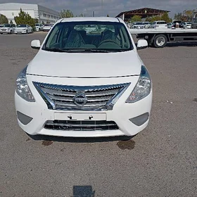 Nissan Sunny 2022