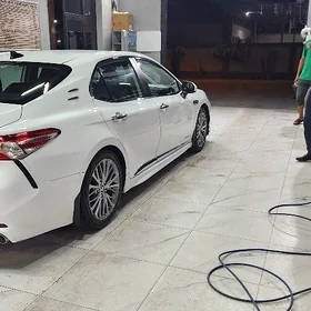 Toyota Camry 2020