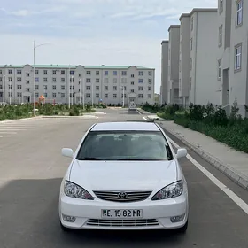Toyota Camry 2005