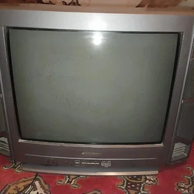 Телевизор 3 штк