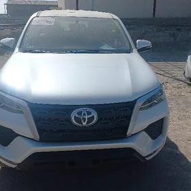 Toyota Fortuner 2026