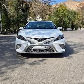 Toyota Camry 2021