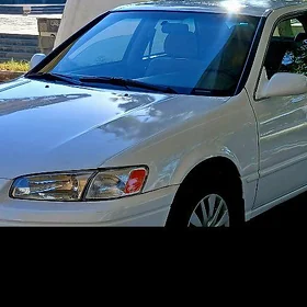 Toyota Camry 1997