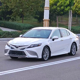 Toyota Camry 2021