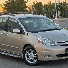 Toyota Sienna 2008