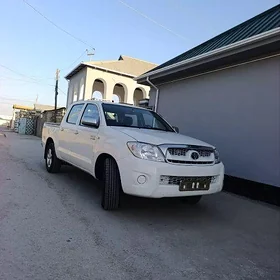 Toyota Hilux 2010