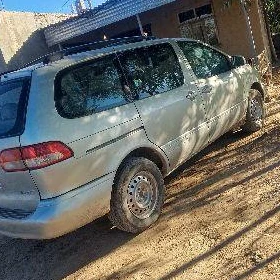 Toyota Sienna 2002