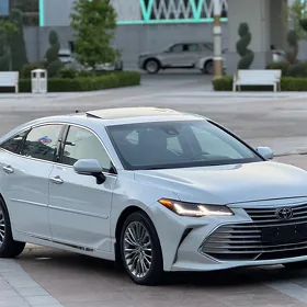 Toyota Avalon 2019