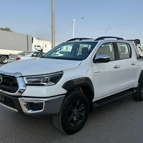 Toyota Hilux 2023