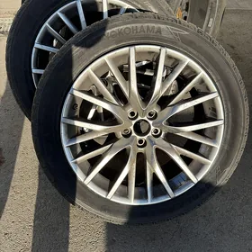 Lexus original teker