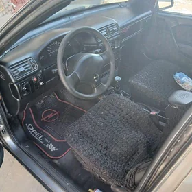 Opel Vectra 1992