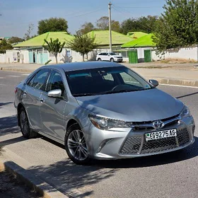 Toyota Camry 2017
