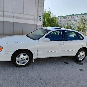 Toyota Avalon 1999