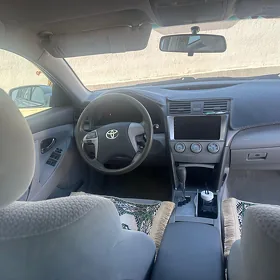 Toyota Camry 2010