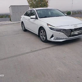 Hyundai Elantra 2021