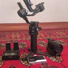 SONY CAMERA  AX33  Ronin sc2