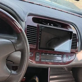 Toyota Camry 2004