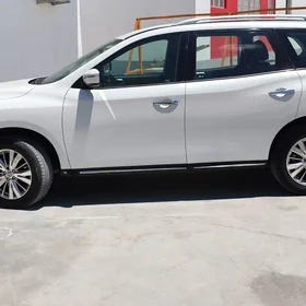 Nissan Pathfinder 2020