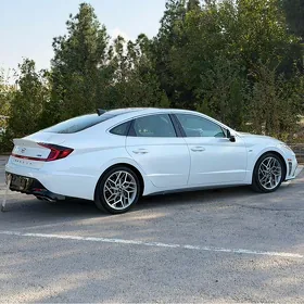 Hyundai Sonata 2021