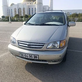 Toyota Sienna 2002