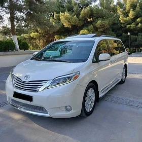 Toyota Sienna 2017