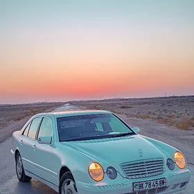 Mercedes-Benz E320 2002