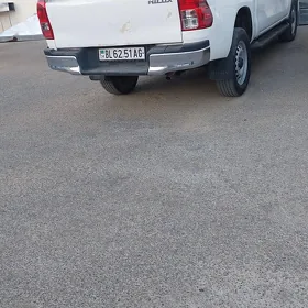 Toyota Hilux 2021