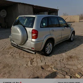 Toyota RAV4 2004
