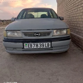 Opel Vectra 1989